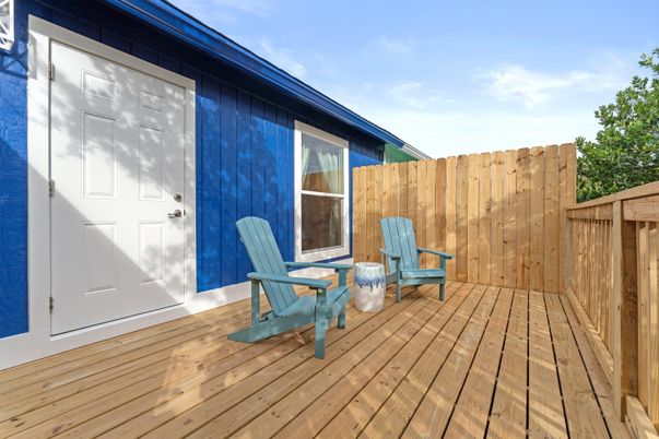Exterior, Wood Texture Flooring