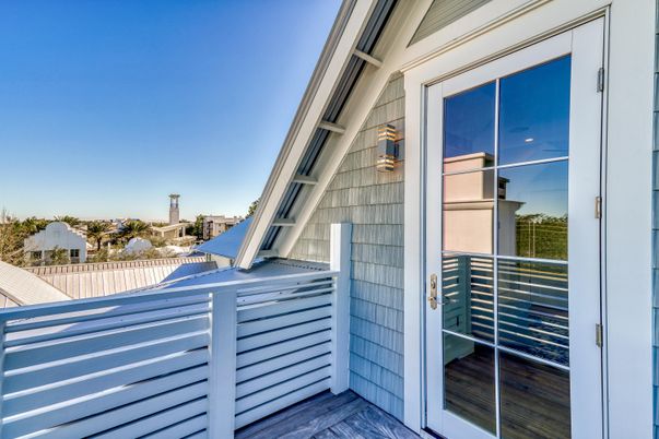Exterior, Wood Texture Flooring