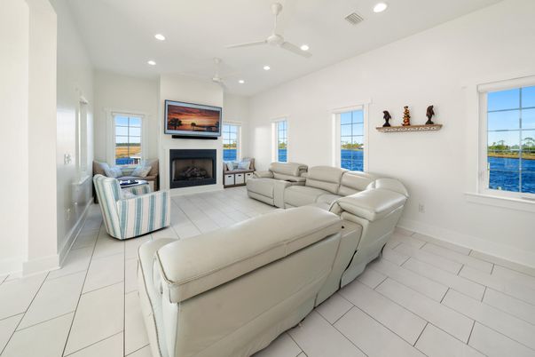 Fireplace, Interior, Living room, Recessed Lighting, Water