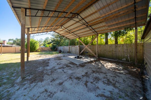 Backyard, Exterior