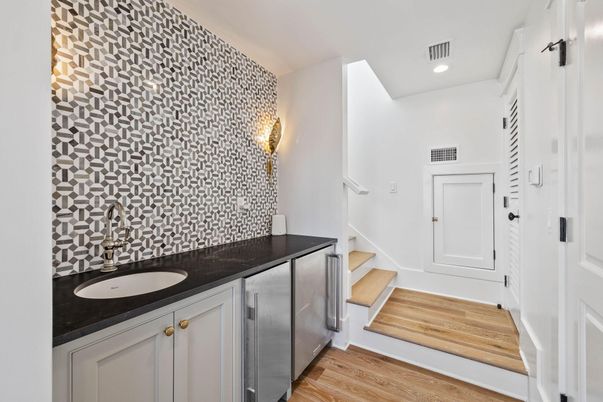 Bathroom, Interior, Recessed Lighting, Wood Texture Flooring