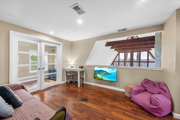 Home Office, Interior, Recessed Lighting, Wood Texture Flooring
