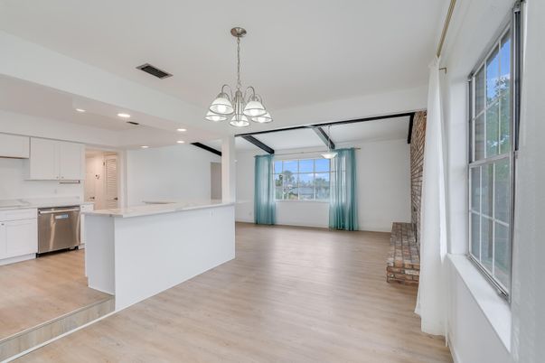 Chandelier, Interior, Kitchen, Pendant Lights, Recessed Lighting, Stainless Steel Appliances, Wood Texture Flooring