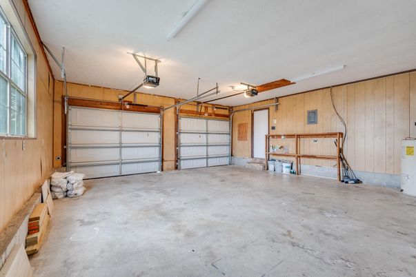 Garage, Interior, Wooden Walls