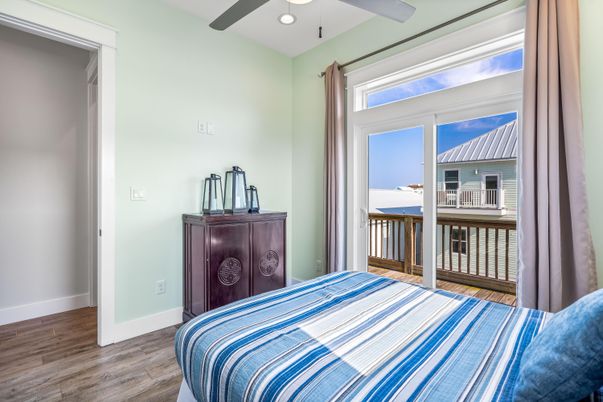 Bedroom, Interior, Recessed Lighting, Water, Wood Texture Flooring