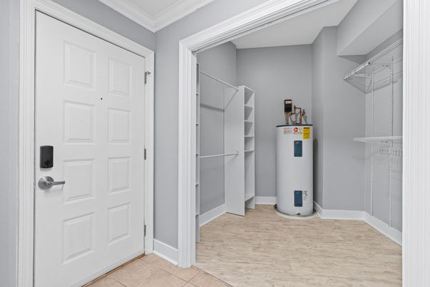 Interior, Walk-in Closets