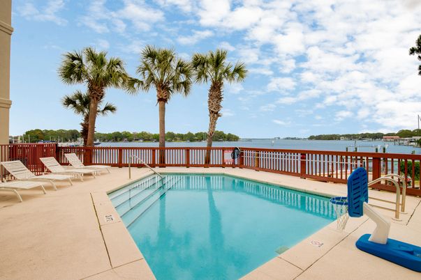 Exterior, Lake, Pool, Water