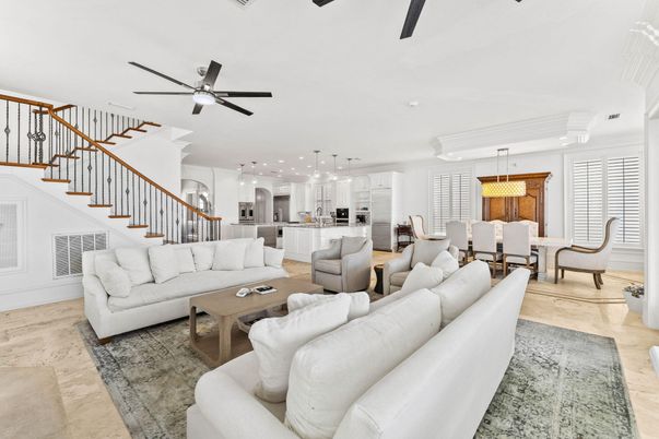 Dining room, Interior, Kitchen, Living room, Pendant Lights, Recessed Lighting, Stainless Steel Appliances