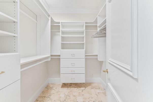 Interior, Walk-in Closets