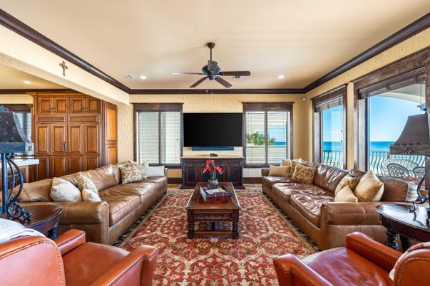 Interior, Living room, Recessed Lighting, Water
