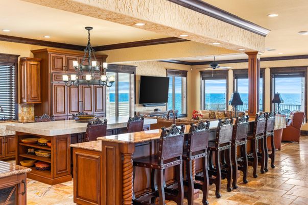 Chandelier, Interior, Kitchen, Recessed Lighting, Water