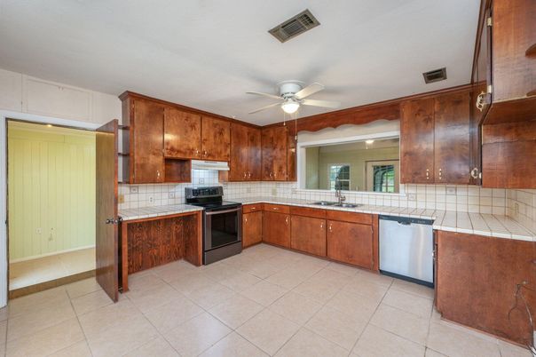Interior, Kitchen, Tile Countertops
