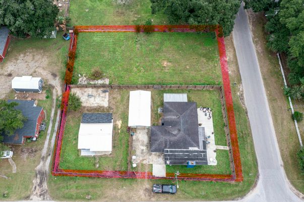 Exterior, Drone