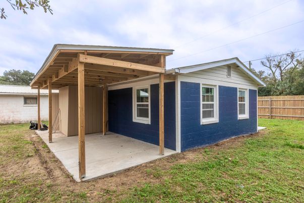Backyard, Exterior