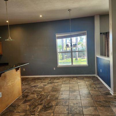 Empty room, Interior, Pendant Lights, Recessed Lighting