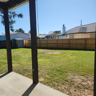 Backyard, Exterior