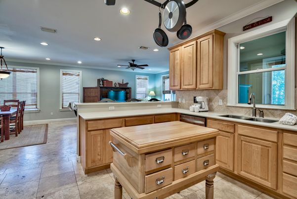 Dining room, Interior, Kitchen, Pendant Lights, Recessed Lighting