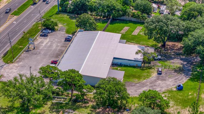 Exterior, Drone
