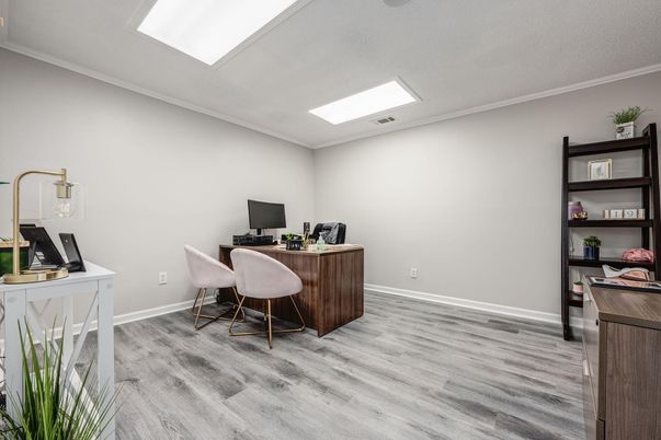 Home Office, Interior, Recessed Lighting, Wood Texture Flooring
