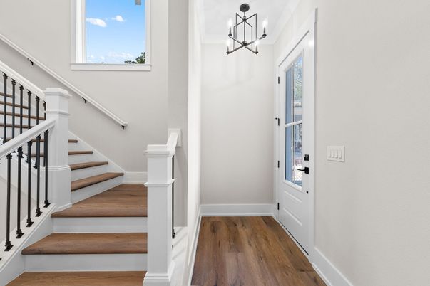 Interior, Pendant Lights, Wood Texture Flooring
