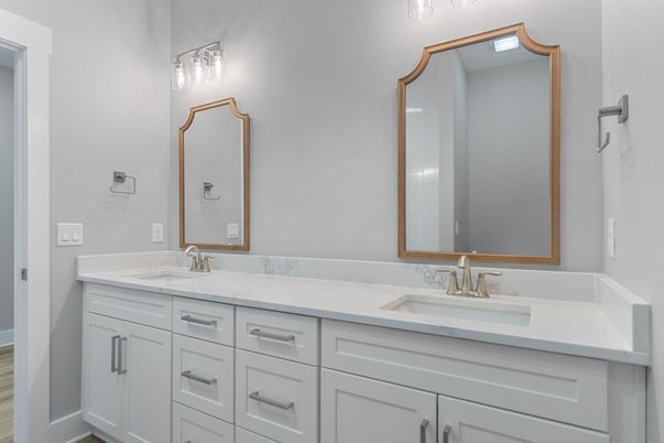 Bathroom, Dual Sink Vanities, Interior