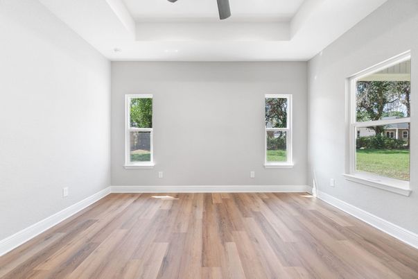 Empty room, Interior, Recessed Lighting, Wood Texture Flooring