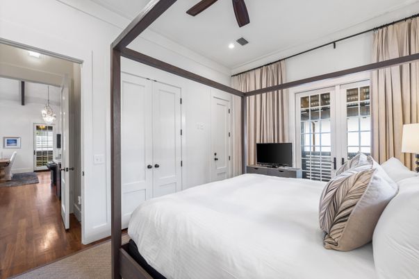 Bedroom, Interior, Pendant Lights, Recessed Lighting, Wood Texture Flooring