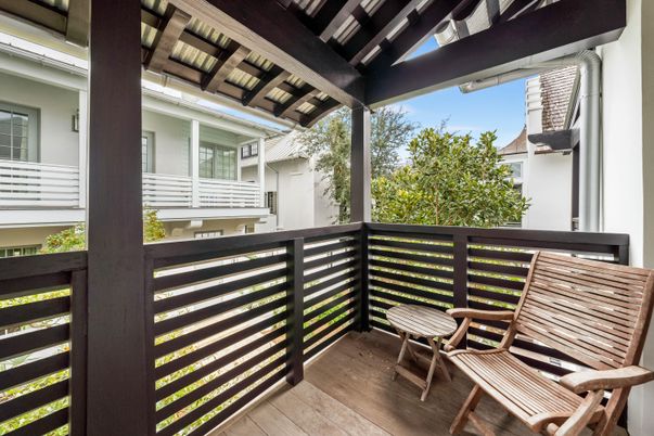 Exterior, Wood Texture Flooring