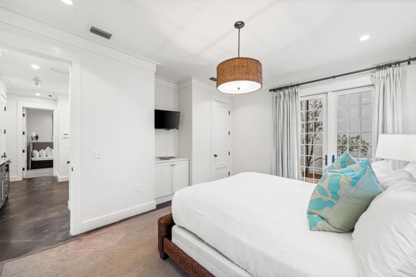 Bedroom, Interior, Pendant Lights, Recessed Lighting