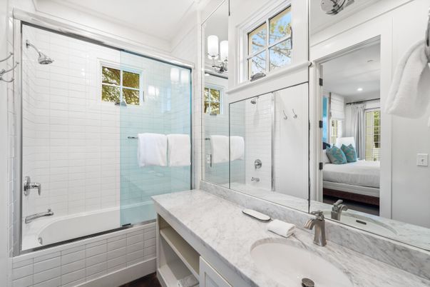 Bathroom, Glass Shower, Interior, Pendant Lights, Recessed Lighting