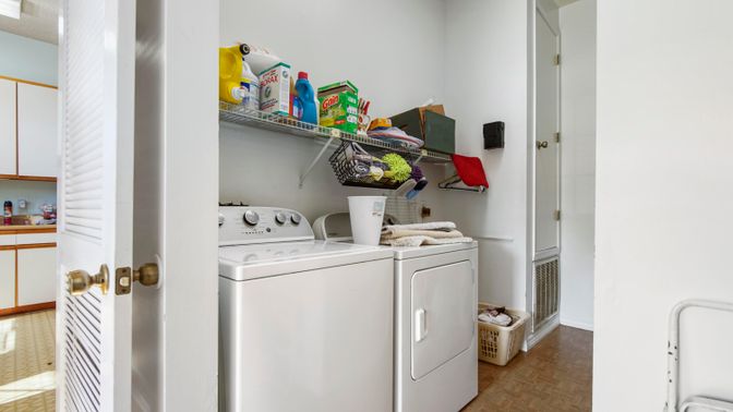 Interior, Utility Closets, Washer