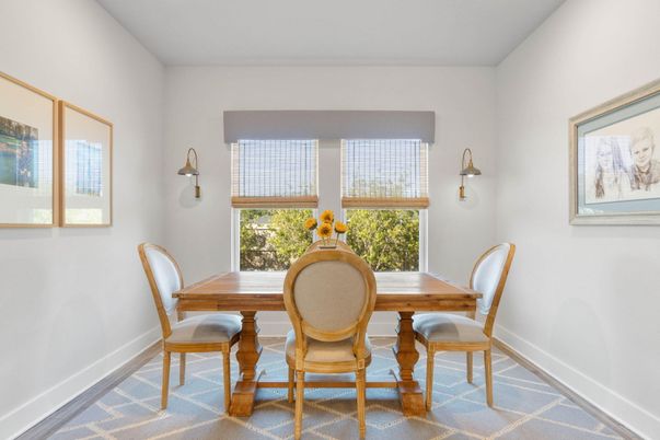 Dining room, Interior