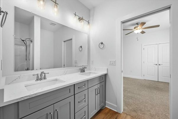 Bathroom, Dual Sink Vanities, Interior
