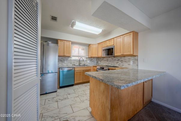 Interior, Kitchen, Marble, Stainless Steel Appliances