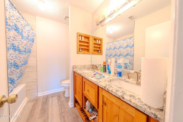Bathroom, Dual Sink Vanities, Interior, Wood Texture Flooring