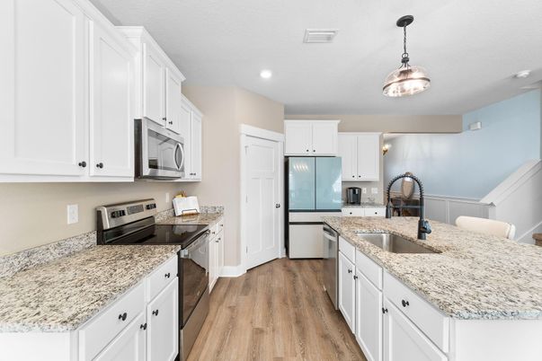 Interior, Kitchen, Pendant Lights, Recessed Lighting, Wood Texture Flooring
