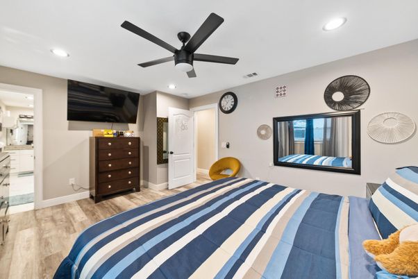 Bedroom, Interior, Recessed Lighting, Wood Texture Flooring