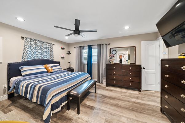 Bedroom, Interior, Recessed Lighting, Wood Texture Flooring