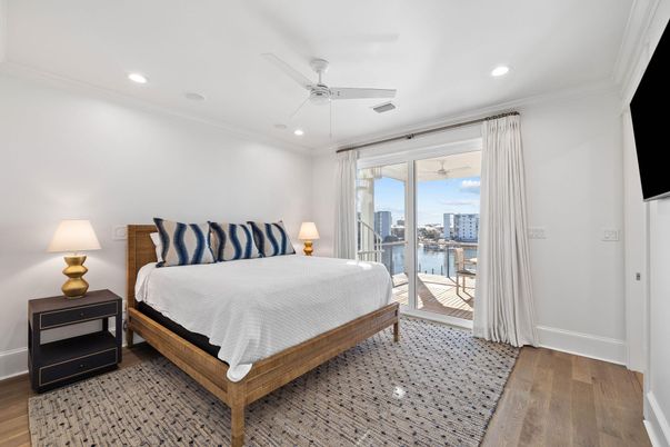 Bedroom, Interior, Recessed Lighting, Water, Wood Texture Flooring