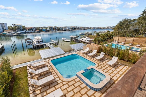 Exterior, Lake, Pool, Water