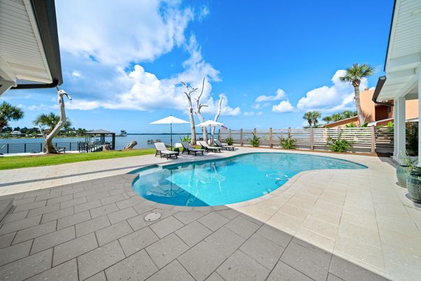 Exterior, Pool, Water