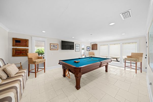 Billiard Table, Game Room, Interior, Recessed Lighting