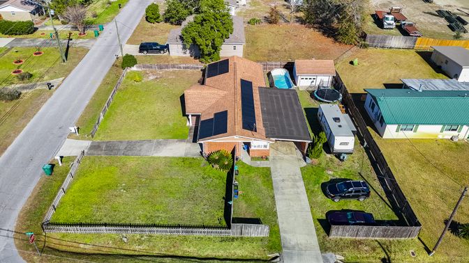 Exterior, Drone