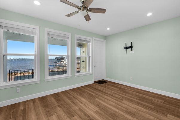 Empty room, Interior, Recessed Lighting, Water, Wood Texture Flooring