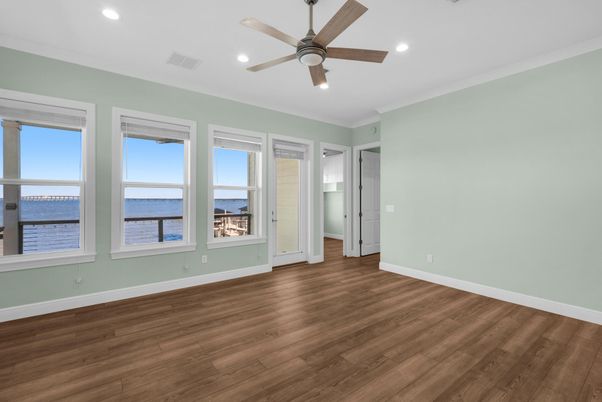 Empty room, Interior, Recessed Lighting, Water, Wood Texture Flooring
