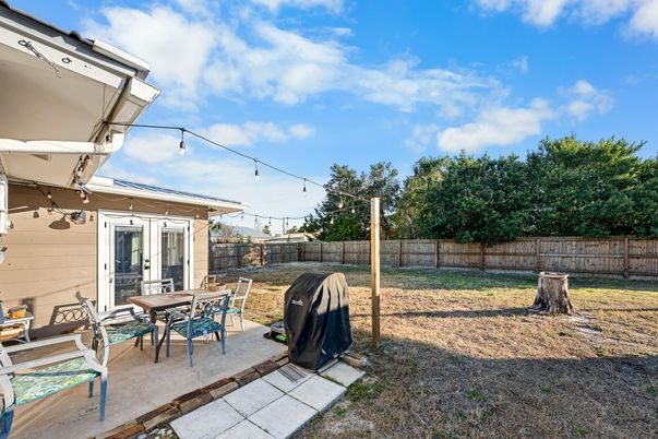 Backyard, Exterior