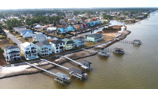 Exterior, Drone