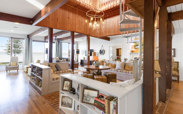 Interior, Living room, Pendant Lights, Recessed Lighting, Water, Wooden Beams, Wood Texture Flooring