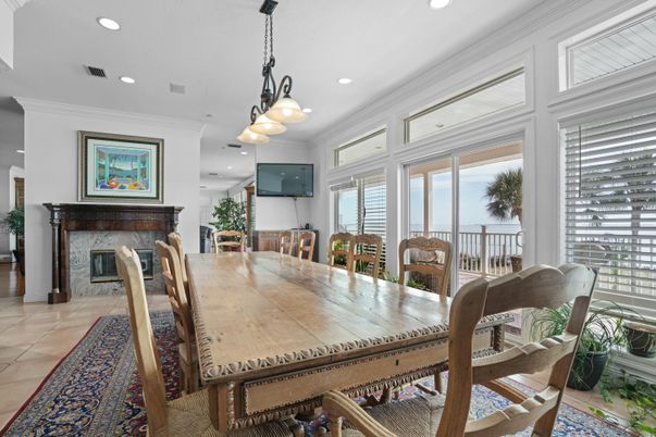 Dining room, Fireplace, Interior, Pendant Lights, Recessed Lighting