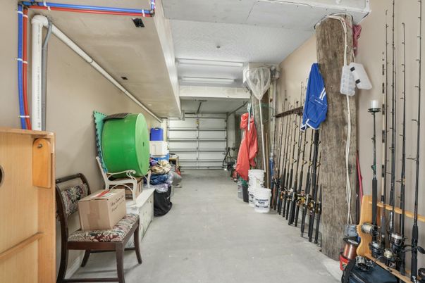 Garage, Interior